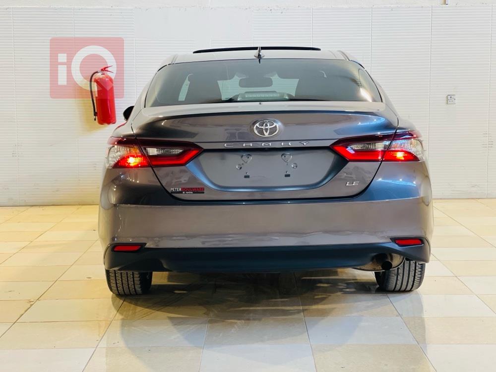 تۆیۆتا کامری